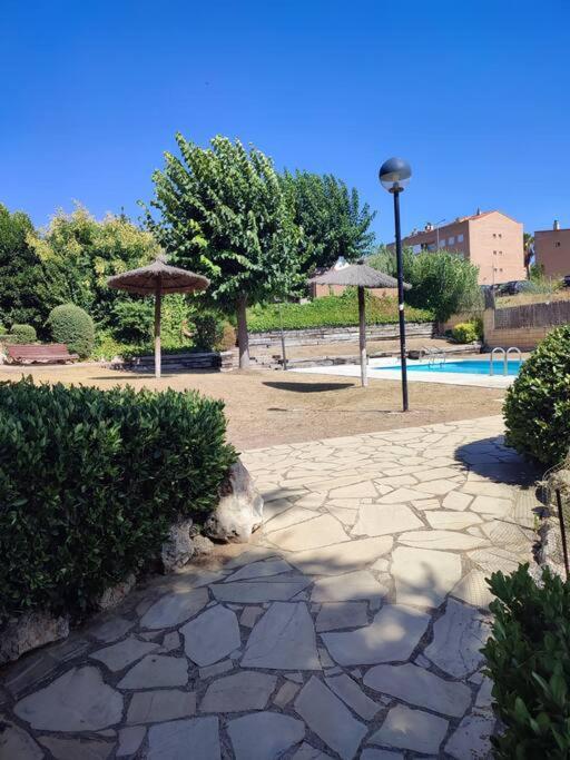 Ferienwohnung Duplex Con Piscina En Rubí Exterior foto