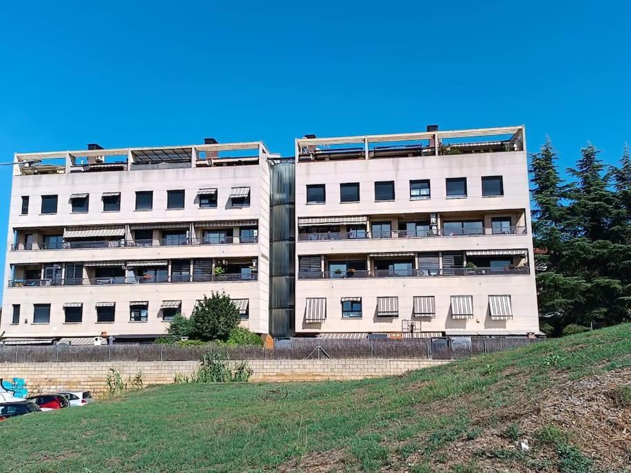 Ferienwohnung Duplex Con Piscina En Rubí Exterior foto