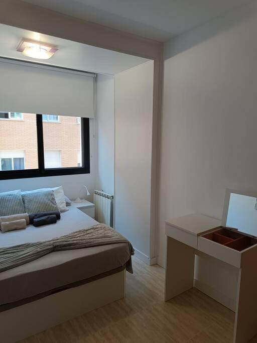 Ferienwohnung Duplex Con Piscina En Rubí Exterior foto