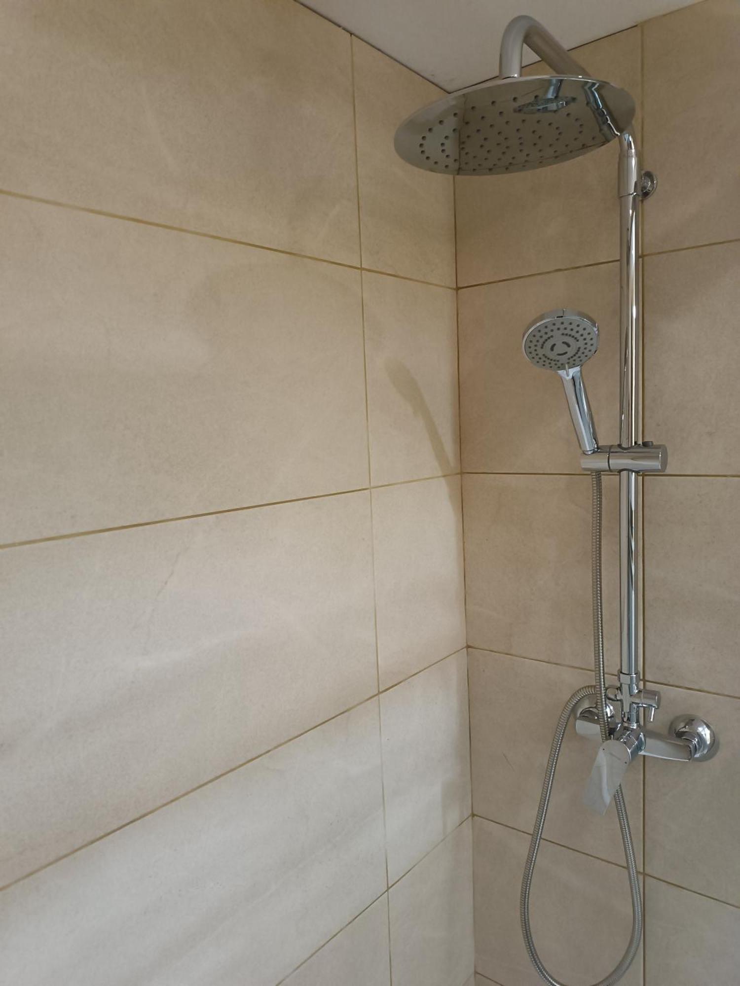 Ferienwohnung Duplex Con Piscina En Rubí Exterior foto